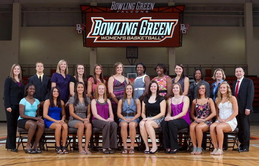 Women's basketball team pic 2011-12 - 900 wide