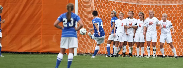 photo by Doug Sampson