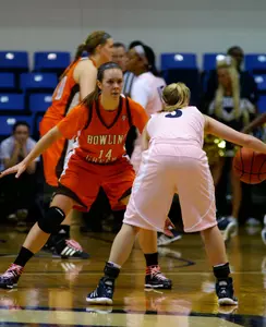 Jessica Slagle at Akron - Feb 18 2012 - photo by Larry Clapper