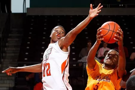 Richaun Holmes vs Central - 1 _11-4-12