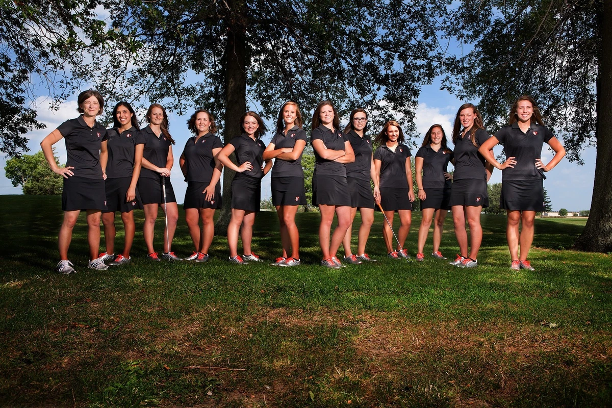 2013-14 WGolf Team Photo