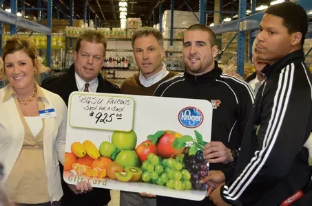 Kroger sacks for Cash
