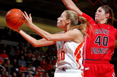 Miriam Justinger v SFU - Garza photo