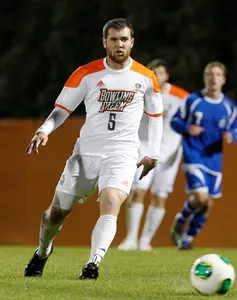 Ryan Snashall v Hartwick - Garza photo