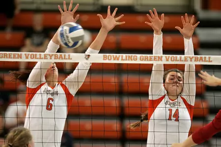 Kelsey Bates, Nicole Slimko