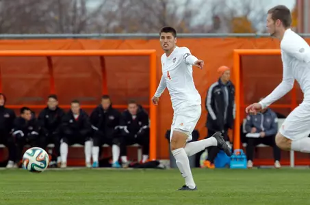 Jake Genrich v WMU - Nov 1 2014 - Bianca Garza photo
