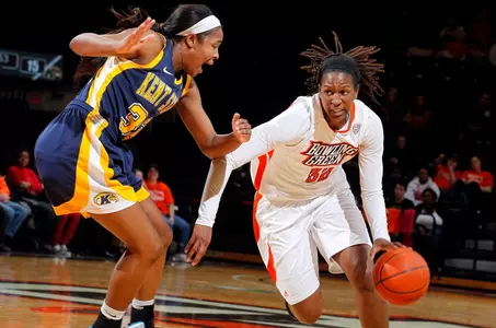 Alexis Rogers vs KSU - Bianca Garza photo