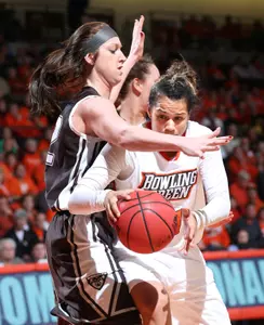 Erica Donovan v SBU - Craig Bell photo