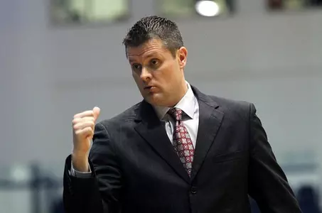 Coach-Mark-Downey-action-1