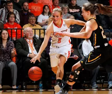Deborah Hoekstra 760 503 for roster bio