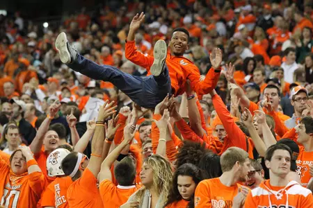 Crowd Surfer MAC Championship
