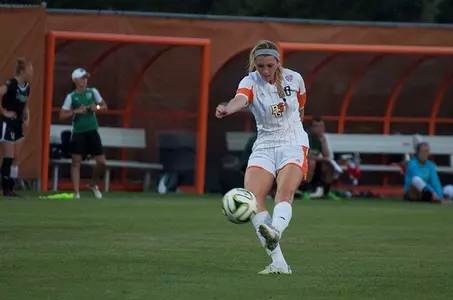 Skylar Fleak scores v Cleveland St - Larry Clapper photo