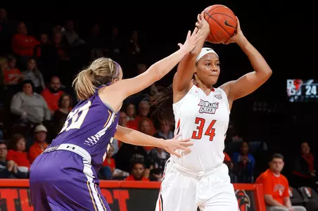 Ashley Tunstall v Ashland - Nov 7 2015 - Bianca Garza photo