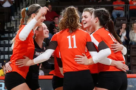 huddle_celebration_vs_KSU_1.jpg