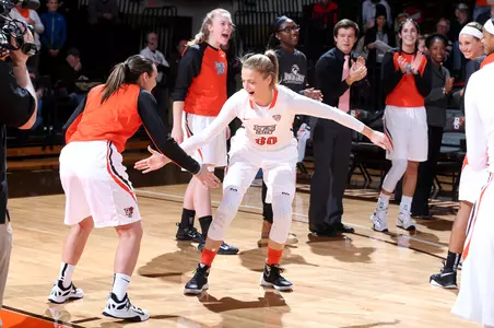 Miriam Justinger lineup v Evansville Dec 2 2015 - Christine Nelson photo
