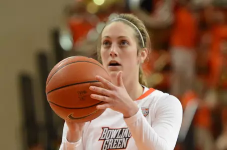 Carly Santoro - Dec 2 2015 v Evansville - Larry Clapper photo