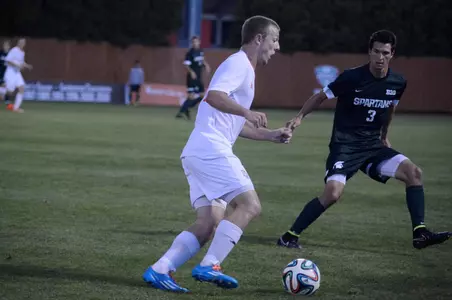 Pat Flynn v MSU - Sept 24 2014 - Larry Clapper photo