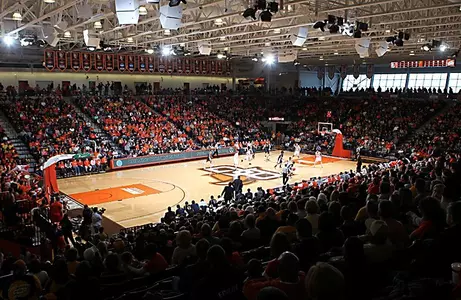 stroh center crowd