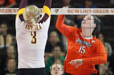Alyssa_Maloney_1_vs_Loyola.jpg