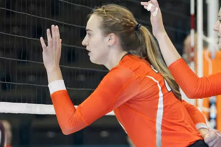 Madeline_Brandewie_2_vs_Loyola.jpg