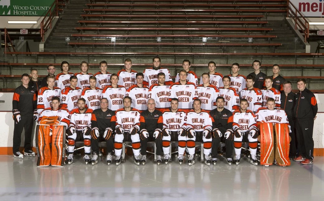 2016-17 Hockey Team Photo Redo