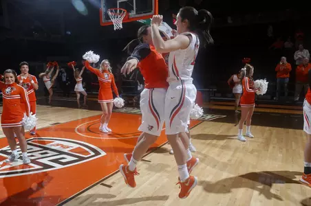 Rachel Konieczki Rachel Myers v EMU - Jan 27 2016 -