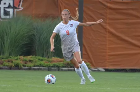 Alexis-Fricke-2-vs-Findlay.jpg