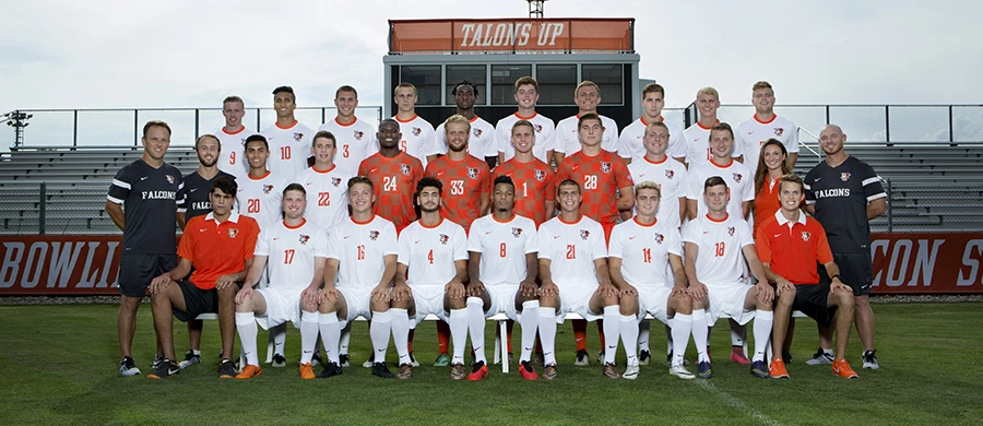 BGSU men's soccer team photo 900 px wide