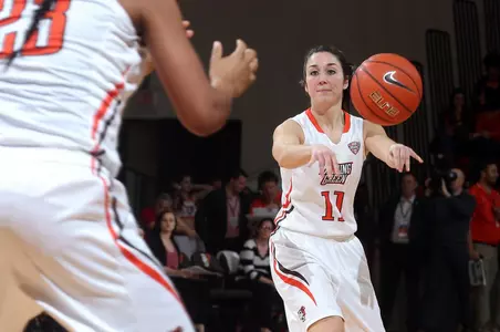 Rachel Myers v Ball State - Bianca Garza photo