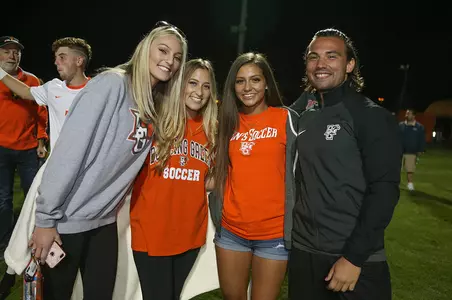 Theo Jamilloux - fans - Aug 26 2017 v IUPUI
