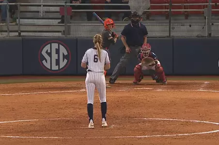 Giammarino bats vs. Ole Miss