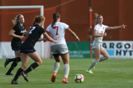 Chelsee Washington (7), Maureen Kennedy v DePaul - Sept 13 2018