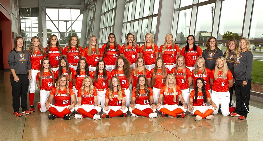 BGSU Softball 2019 team photo