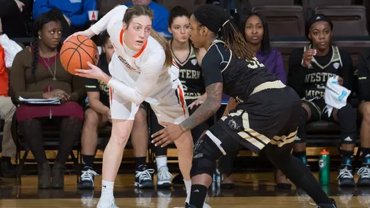 Carly Santoro - Feb 7 2018 v WMU