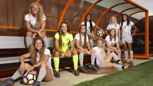 BGSU 2018 women's soccer seniors - photo by Michael Nemeth