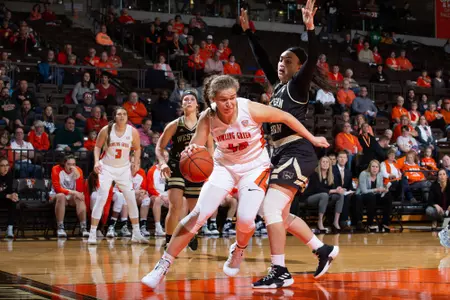Clare Glowniak v WMU - Jan 5 2019