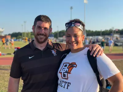 Derrick Vicars, Aliyah Gustafson