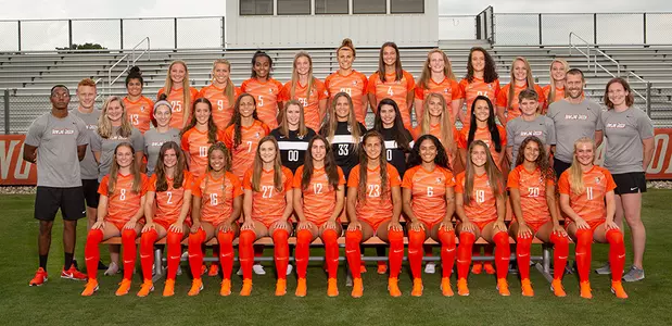 Women's Soccer 2019 Team Photo