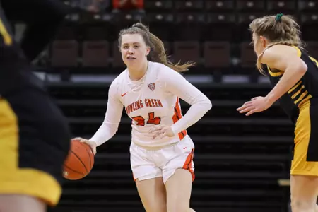 Kenzie Lewis v Milwaukee - Dec 6 2020