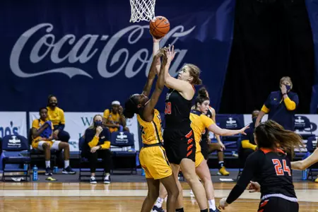 Clare Glowniak at Toledo - Jan 16 2021