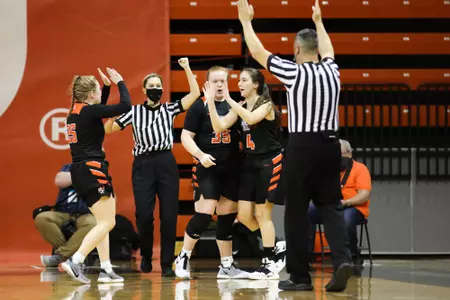Madisen Parker Lexi Fleming Kadie Hempfling 4-point play