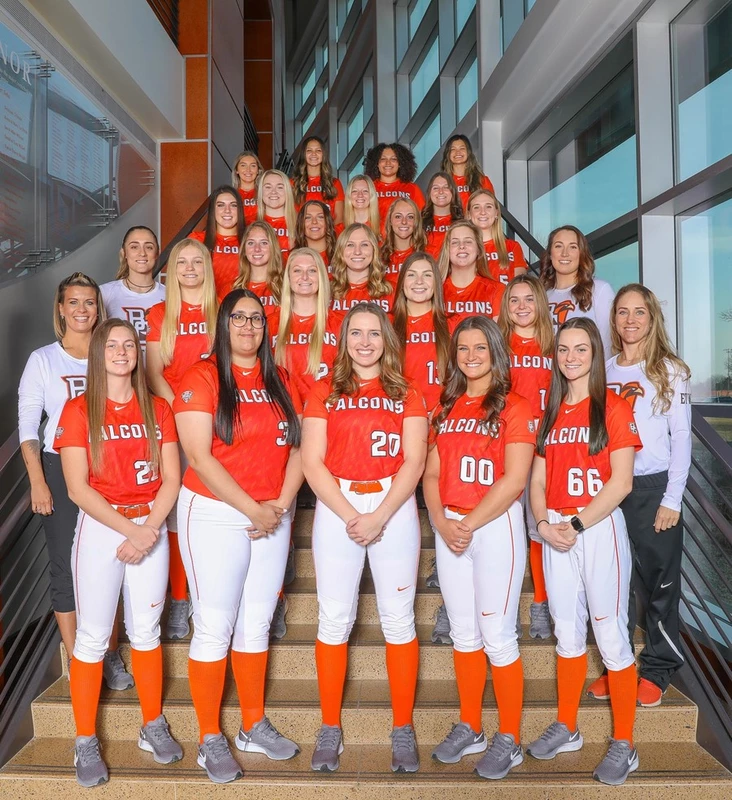 2021 softball team photo