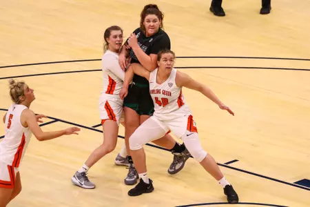 Clare Glowniak Kenzie Lewis v EMU - March 10 2021