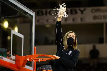 Robyn Fralick cuts down the net - BGSU v KSU - March 3 2021