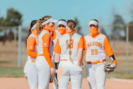 Team huddle - March 19 2021 v CMU