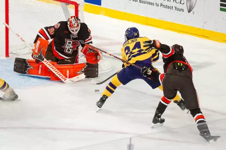 HKY_at_Mankato_10_28_22