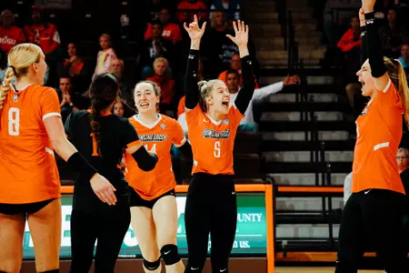 BGSU Volleyball v. Toledo
