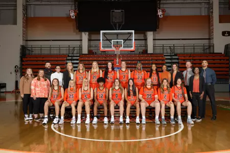 W.Basketball: 2022-23 BGSU Team Photo