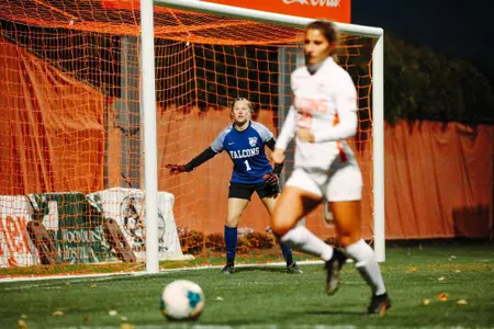 Lili Berg v Miami - Oct. 20, 2022