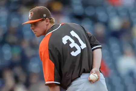 Gage Schenk pitches for Bowling Green